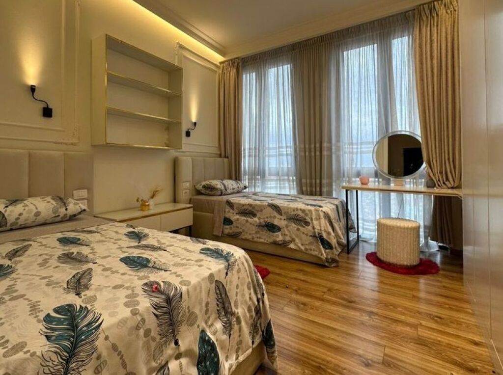 Japim me qira apartament 2+1+2 me post parkimi, Park Gate Residence!