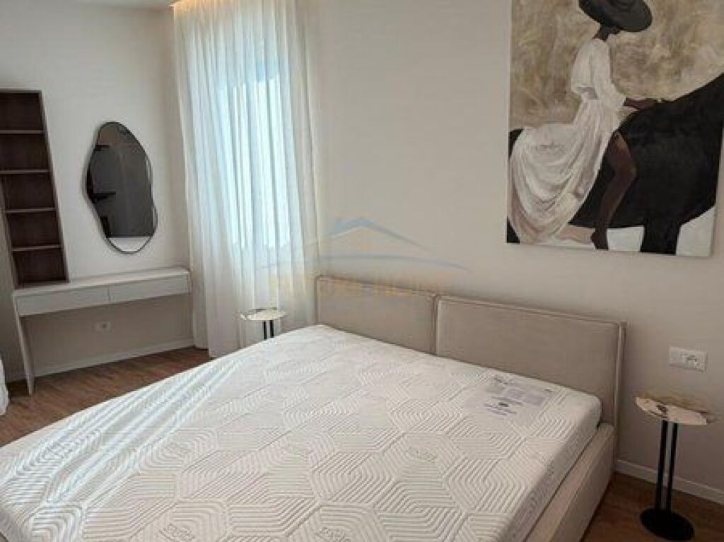 Affitto, Appartamento 2+1+2+Posto Auto, Green Valley, Lago Secco, Tirana