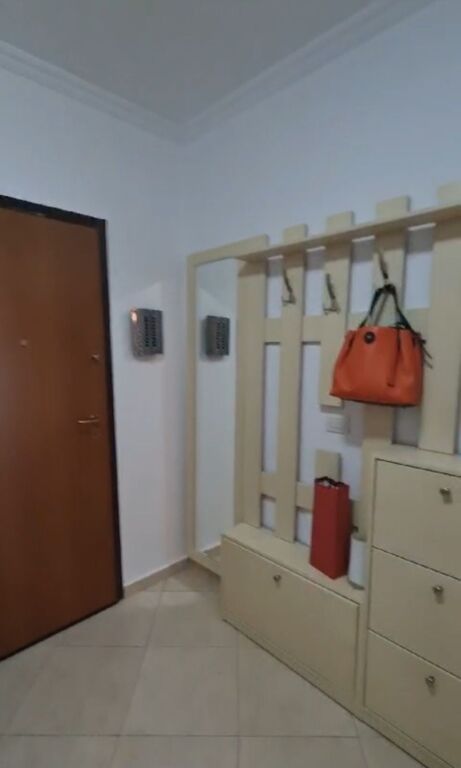 Apartment 1+1 for rent – Petro Nini Luarasi High School