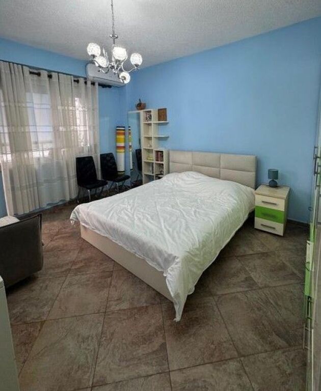 Qera, Apartament 2+1, Selvia