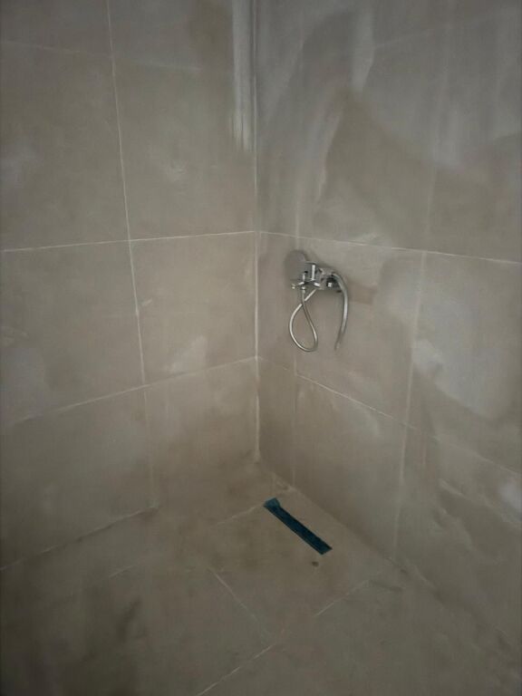 Shitet apartament 1+1 tek Universit City