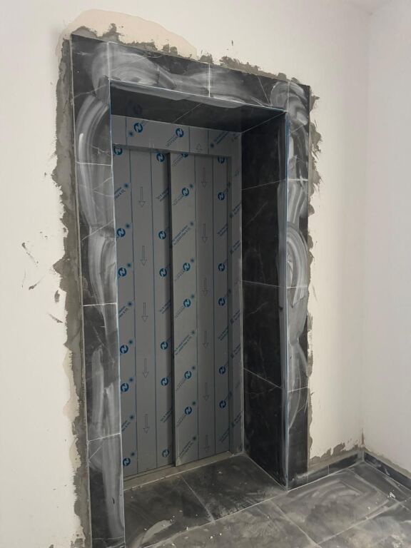 Shitet apartament 1+1 tek Universit City