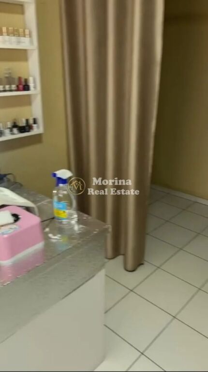 Shitje | Garsoniere dhe Dyqan | Porcelan | 145000 €