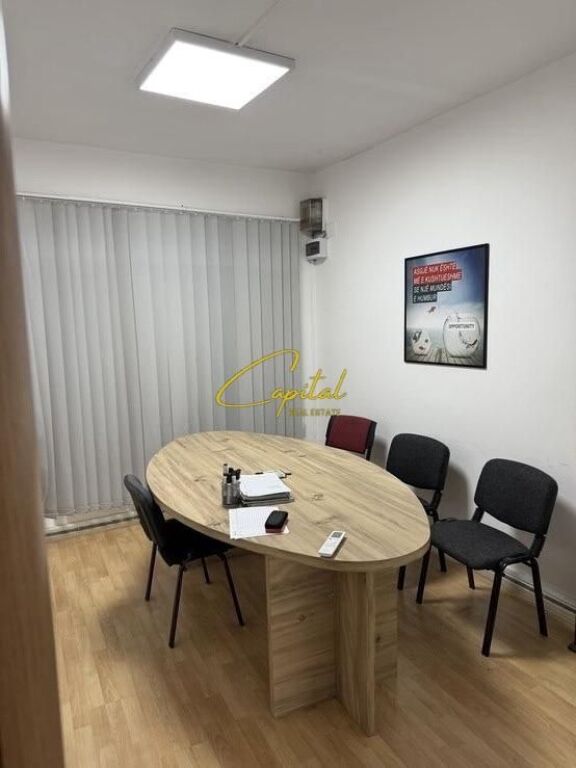 UFFICIO IN AFFITTO 65 M2 VIA ELBASAN 50.000 LEKE