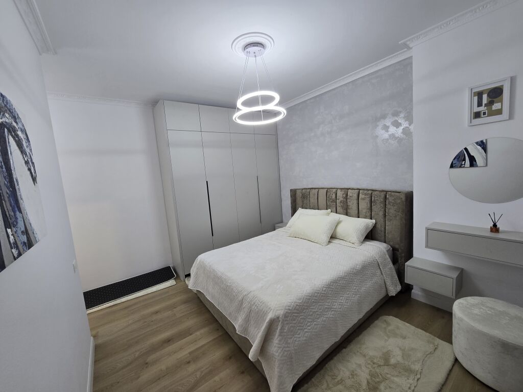 Appartamento 2+1+2+Balcone in Vendita vicino alla Circonvallazione, Astir