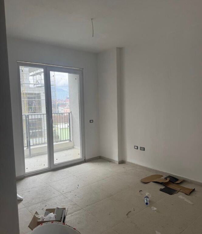 Apartament 1+1 në Shitje – Univers City,