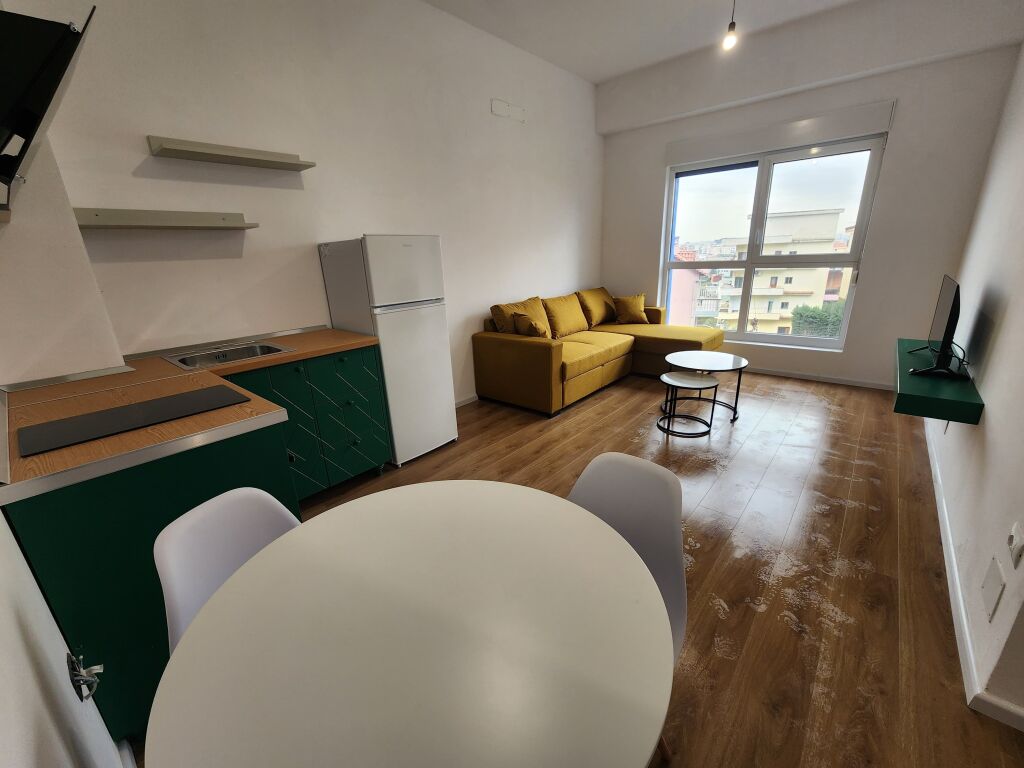 For rent 1+1 ALI DEMI KAIMI 400 thousand leke