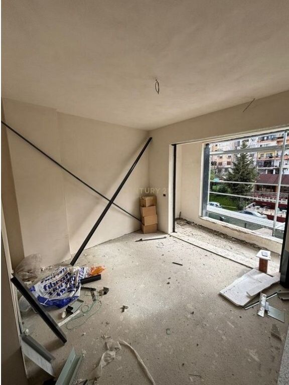 Apartament 2+1+2 në Shitje – Ali Demi | Pallat i Ri (2024–2025)