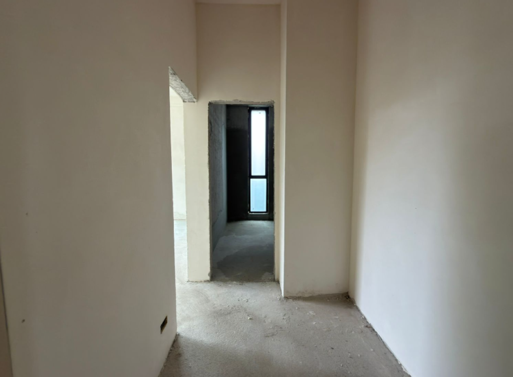 :  🏡 Penthouse 3+1+2 me Verandë &amp; 3 Poste Parkimi – Tulipan Residence, TEG