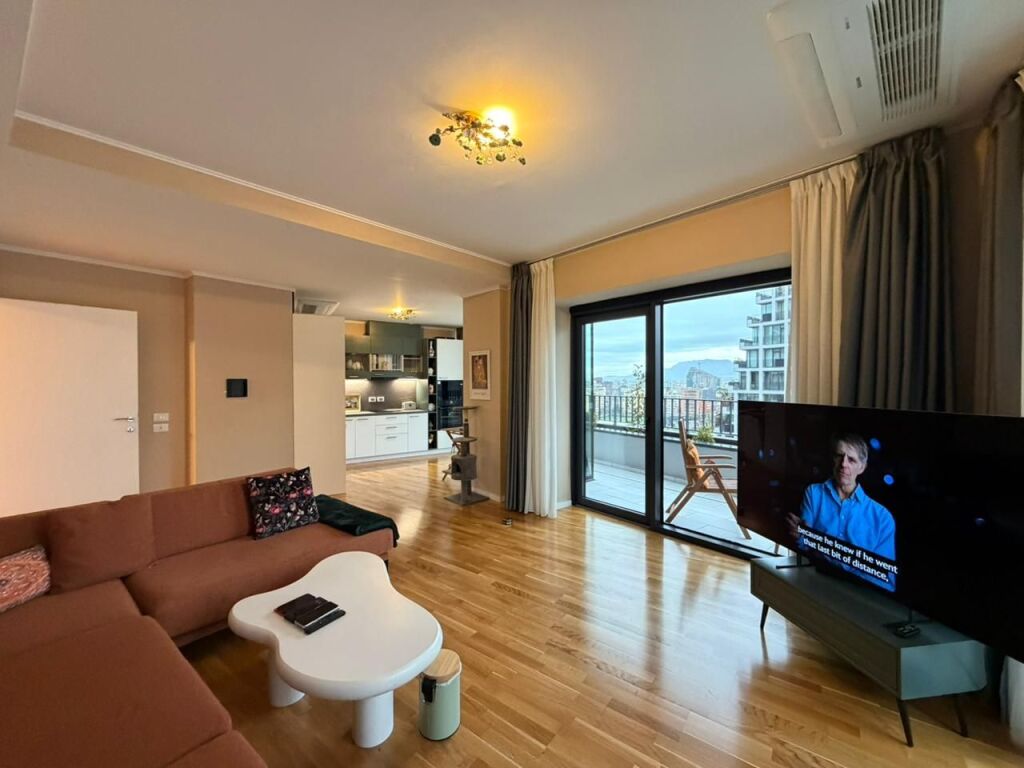 Apartament 2+1+Parking per qira tek Lake View Residence tek Liqeni Artificial.