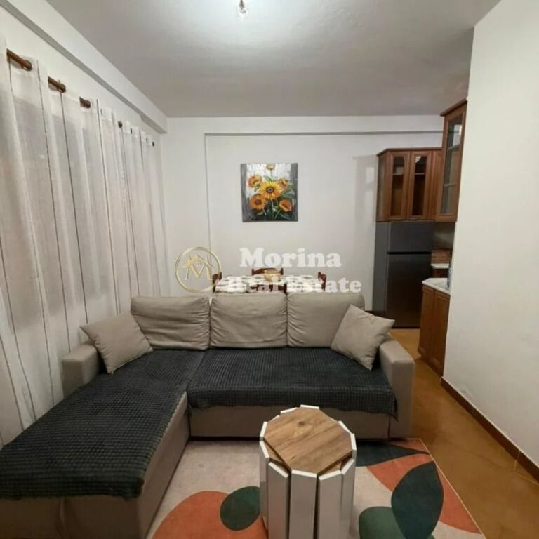 Rent | Apartment 1 + 1 | Paris Commune | 600 €/month