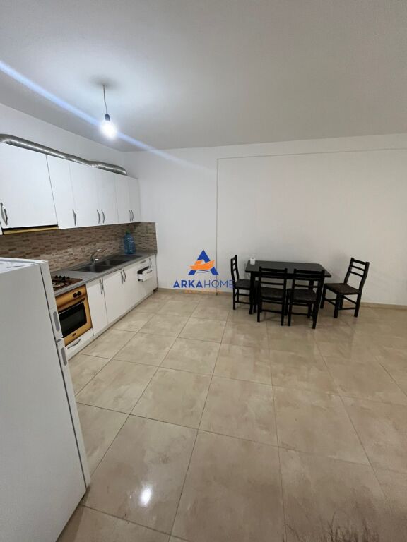 FOR RENT 2+1 APARTMENT NEAR ANGELA MERKEL SCHOOL, KAMEZ 35,000 LEKE