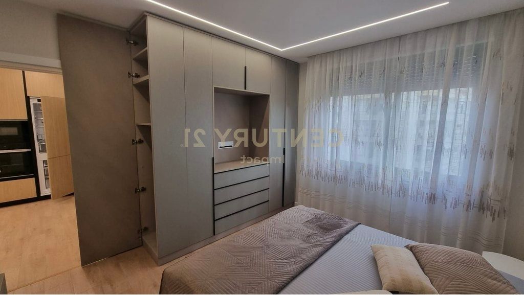 Appartamento 2+1 in Affitto a Komuna e Parisit, Via Medar Shtylla,