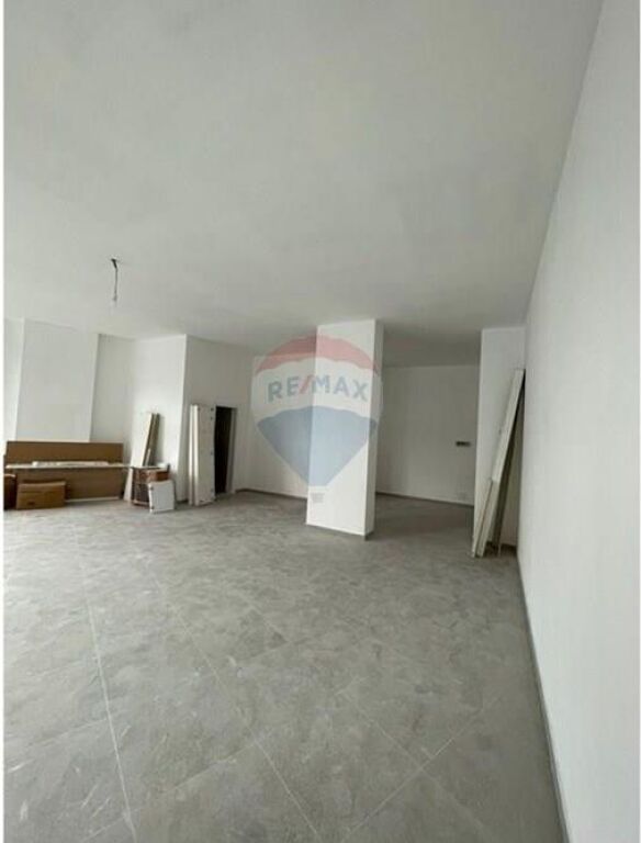 Shop for rent at the American Embassy