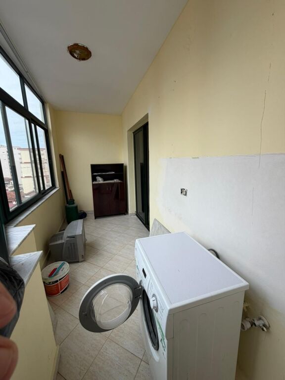 SHITET APARTAMENT 1+1,TREGU FRUTA PERIME,  DURRES