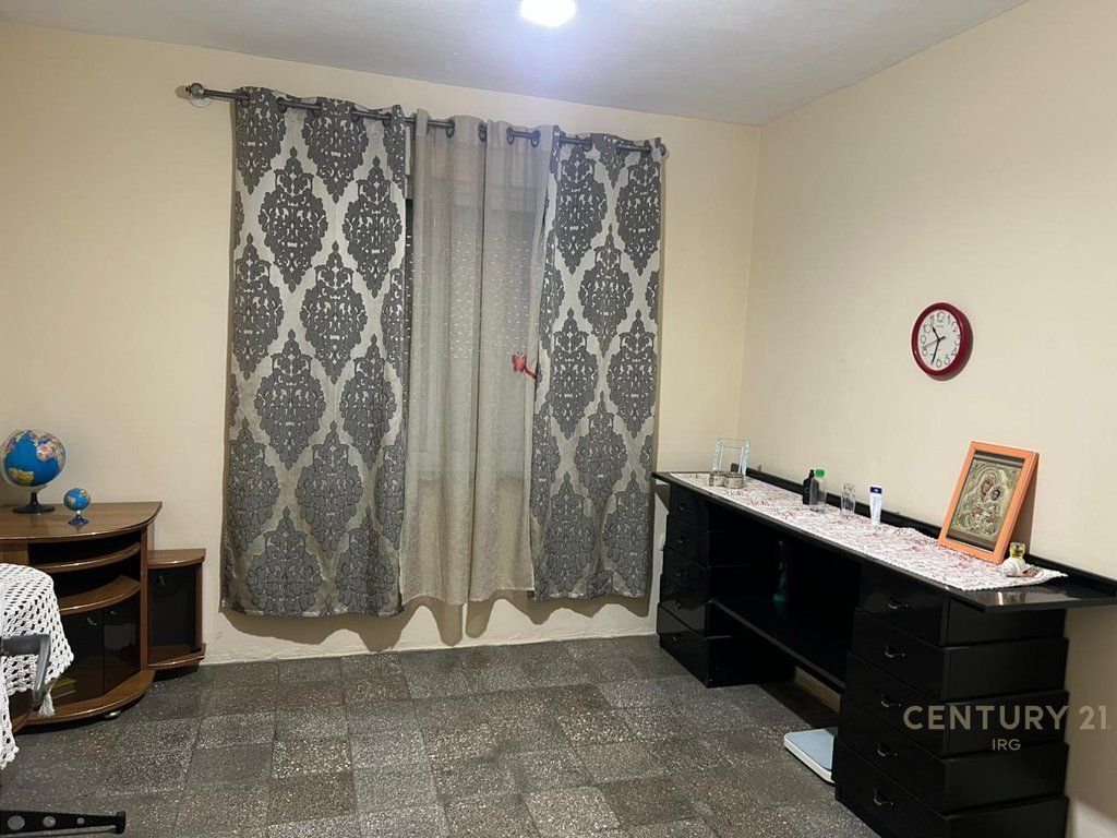 SHITET APARTAMENT 2+1 NE QENDER TE TIRANES