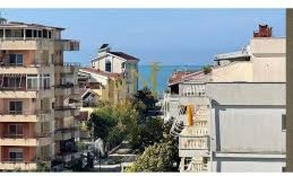 Shitet, Apartament 1+1, Golem