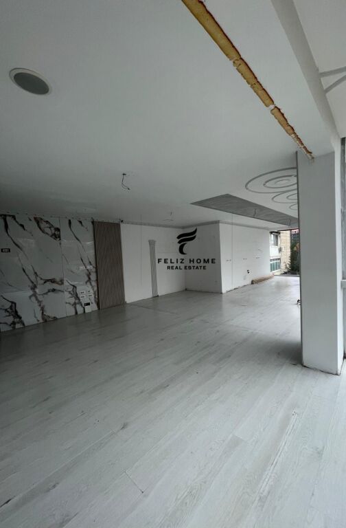 OFFICE FOR RENT 72 M2 ZOGU I ZI 1,200 EURO