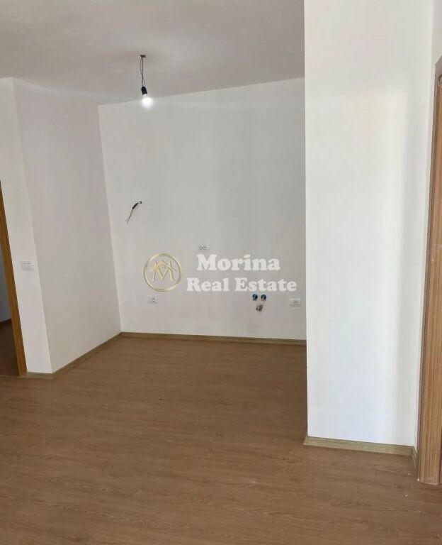 Shitje | Apartament 1 + 1 | Rruga 5 Maji | 130000 €