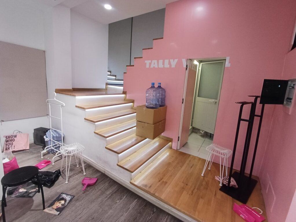 SHITET DYQAN TE MYSLYM SHYRI 156 M2 BUZE RRUGES