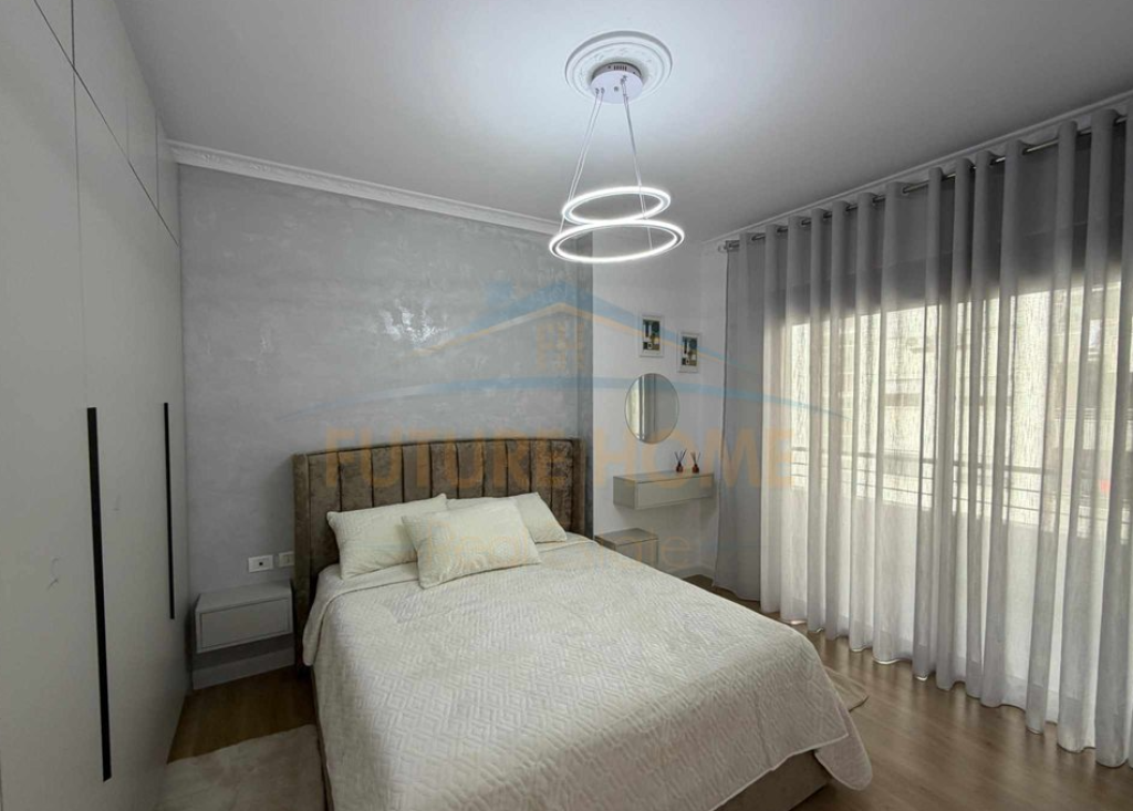 Vendesi in vendita, Appartamento 2+1+2 Unaza e Re, Tirana