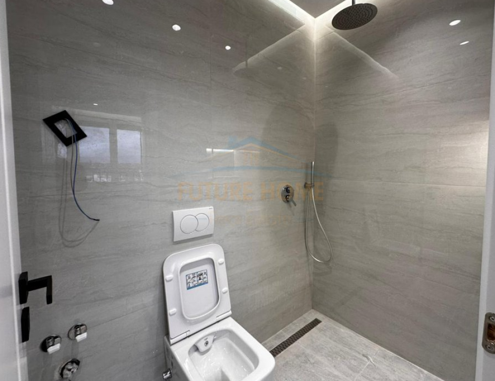 In vendita, Appartamento 2+1+2, Komuna e Parisit, Tirane