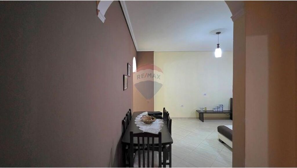 🏡 APARTAMENT 1+1 PËR SHITJE – TEK KISHA ORTODOKSE, VLORË