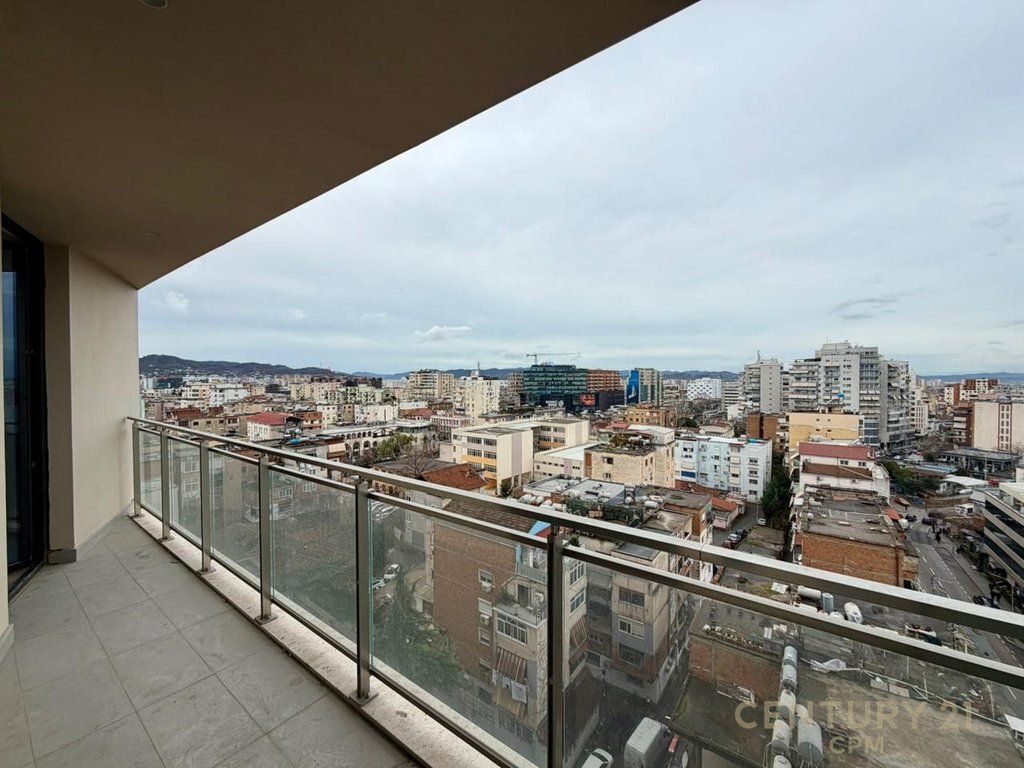 APARTAMENT 1+1 ME QIRA TEK RRUGA MINE PEZA