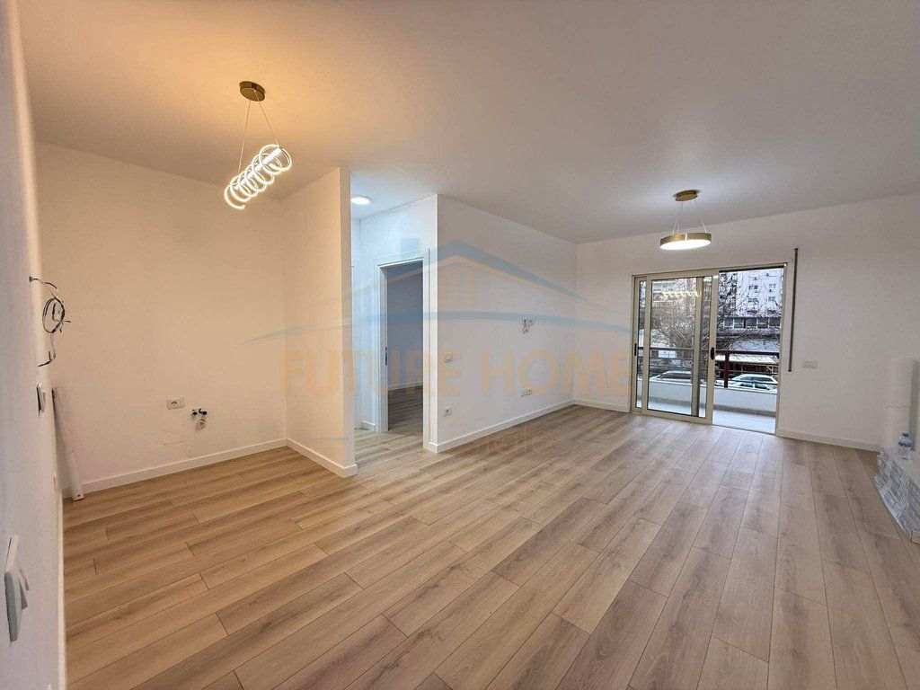 Shitet, Apartament 1+1 , Don Bosko, Tirane