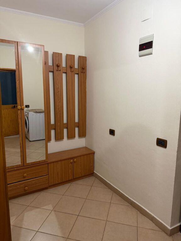 Qera 1+1 (i mobiluar)📍Siri Kodra, prane furre buke Qato