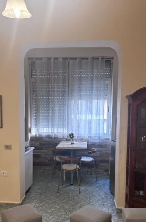 🏢Dibra Street, near Halili Complex, 2+1 apartment for rent, furnished. 50,000 Leke