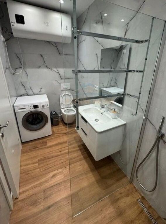 Qera, Apartament 2+1+2, Rruga Mine Peza, Tirane.