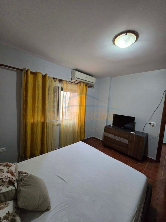 Qera, Apartament 3+1+2, Komuna e Pari