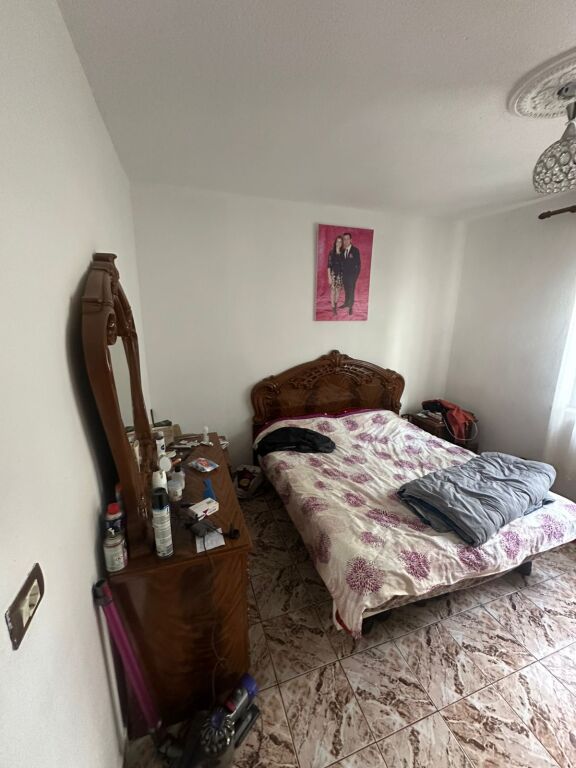 Shitet shtëpi private 1-katëshe 2+1, pranë Spitalit në Durrës