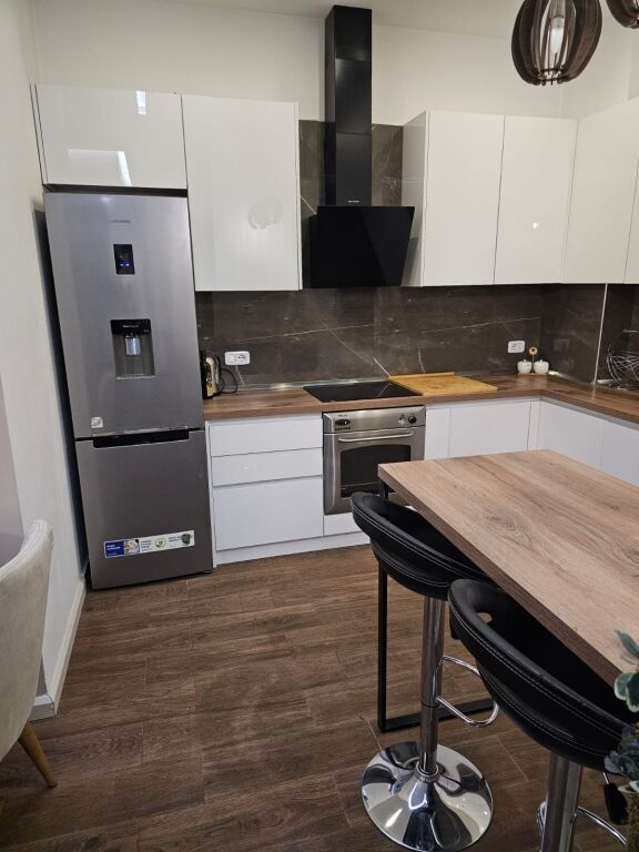 AFFITTASI APPARTAMENTO 2+1 UNAZA RE