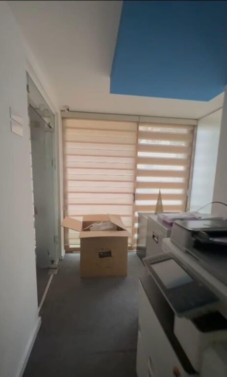 UFFICIO IN AFFITTO 160 M2 MYSLYM SHYRI 1.200 EURO