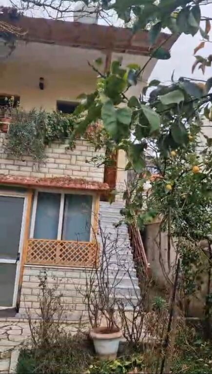 SHTËPI PRIVATE PËR SHITJE – VILAT GJERMANE