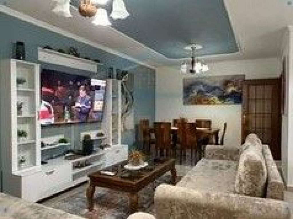 Shitet, Apartament 2+1+2, Vasil Shanto, Tiranë.