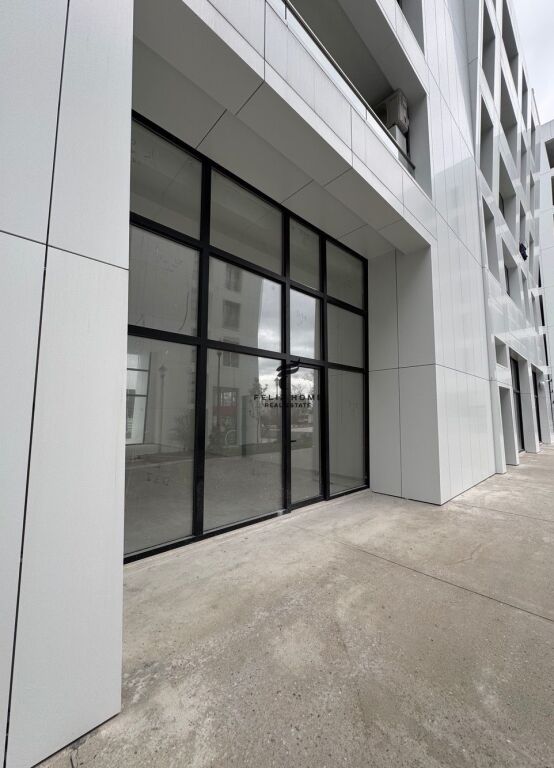 DYQAN ME QERA 91 M2 PORCELAN 1.500 EURO