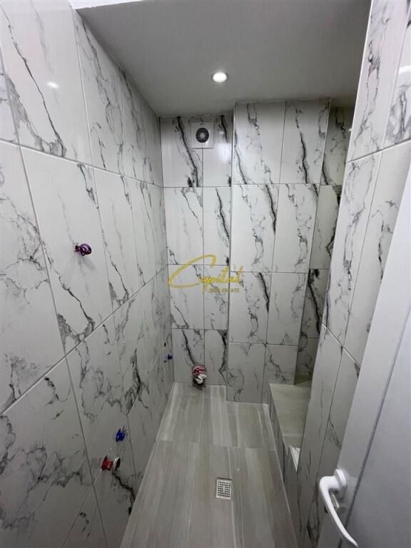 OFFICE FOR RENT 90 M2 4 DESHMORET STREET 70,000 LEKE