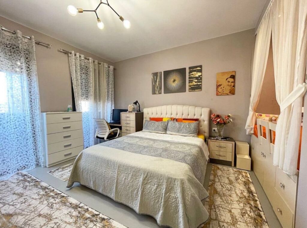 Apartment 1+1 for rent at Shushica near Dinamo Stadium.​