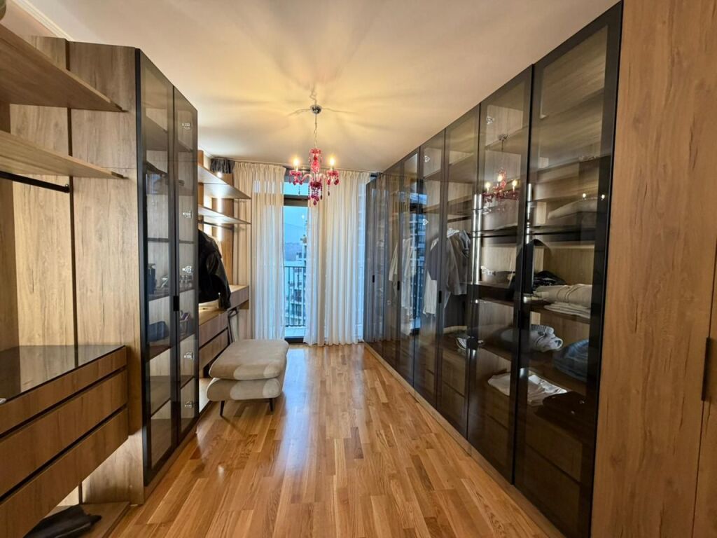 Apartament 2+1+Parking per qira tek Lake View Residence tek Liqeni Artificial.