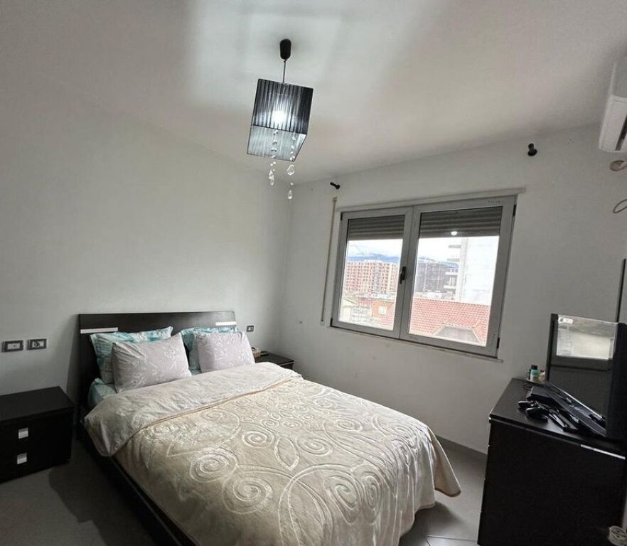 Apartament 2+1 per Qira prane Marinaj Hotel, Unaza e Re!