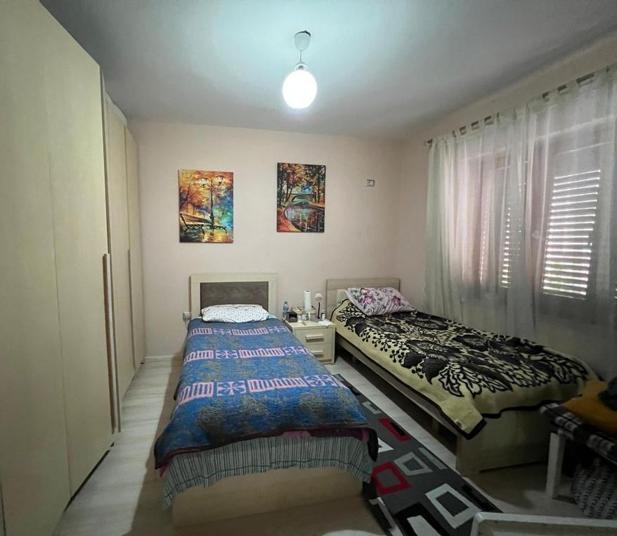 JEPET APARTAMENT 2+1  TEK RRUGA E KAVAJES!