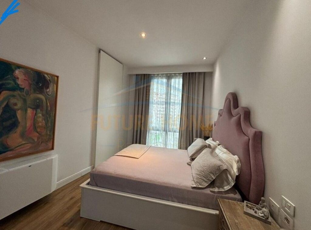 Affitto, Appartamento 2+1+2, Park Gate Tirana!
