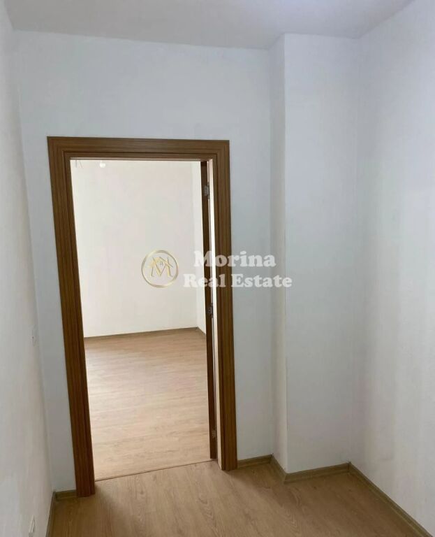 Shitje | Apartament 1 + 1 | Rruga 5 Maji | 130000 €