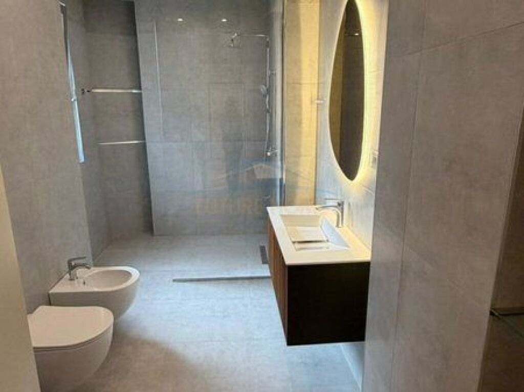 Affitto, Appartamento 2+1+2+Posto Auto, Green Valley, Lago Secco, Tirana