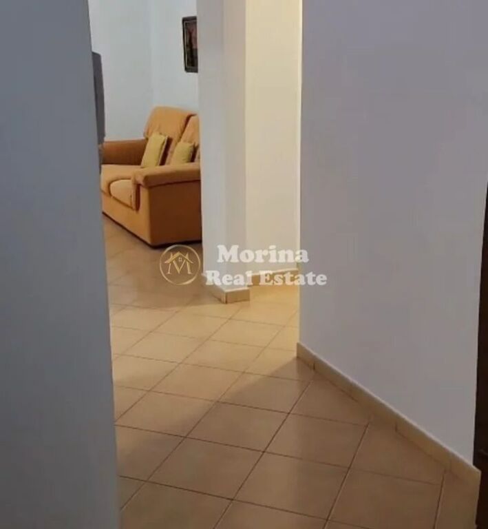 Rent | Apartment 2 + 1 | Paris Commune | 650 €/month