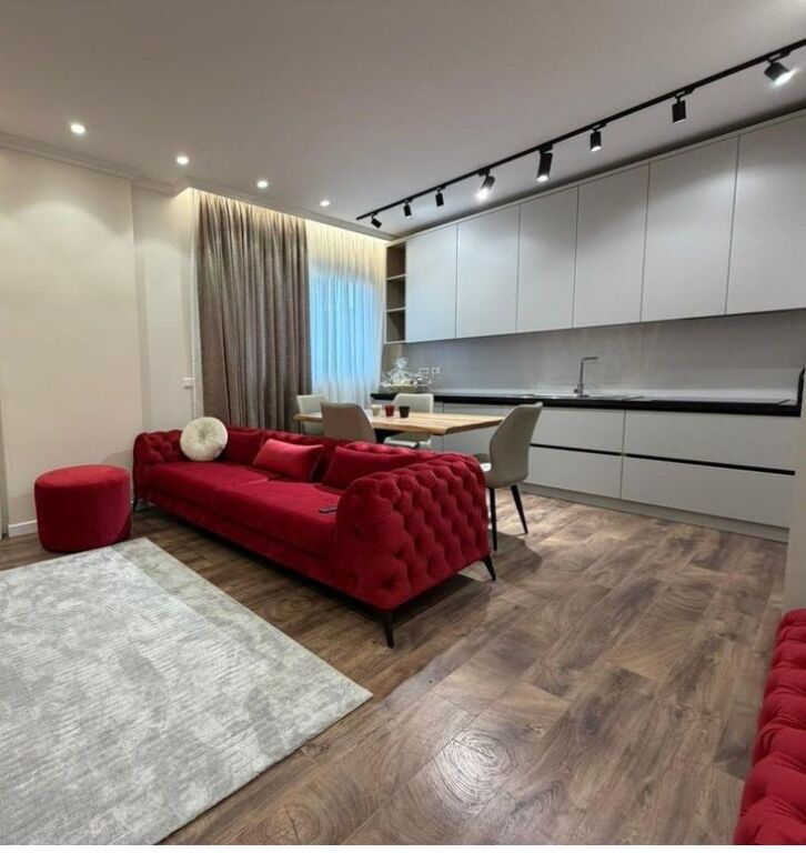 Pazari i Ri Appartamento 1+1+Posto Auto In Affitto