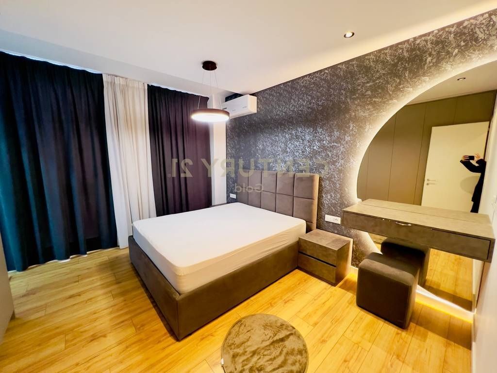 VENDESI APPARTAMENTO 2+1+2 AL NUOVO BOULEVARD!